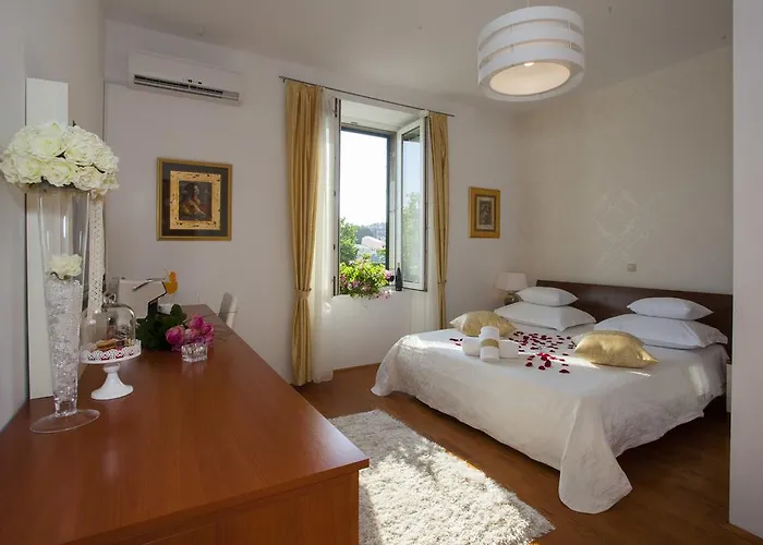 Luxury Duje 게스트하우스 4*