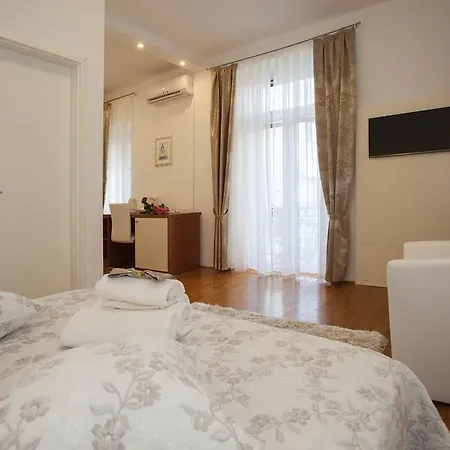 Гостевой дом Luxury Duje